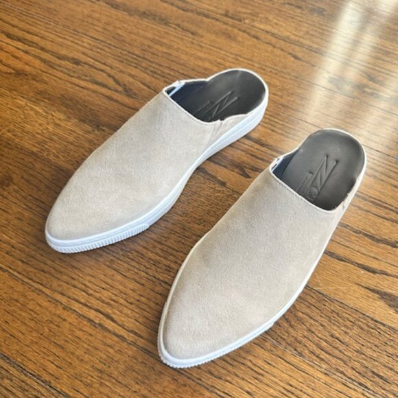 ZCD Montreal Suede Clog - Picture 4 of 9